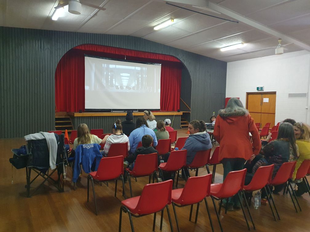 The start of a great movie night with Croc dundee